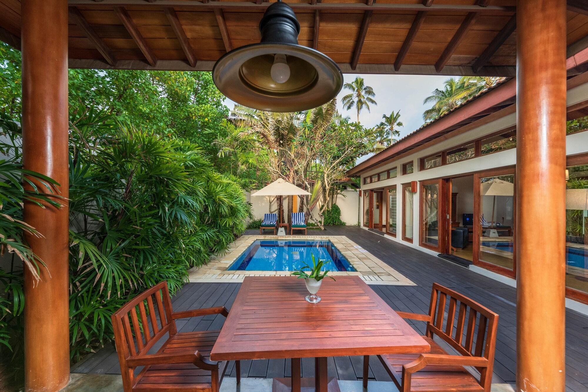 Serene Pavilions Wadduwa Exterior photo