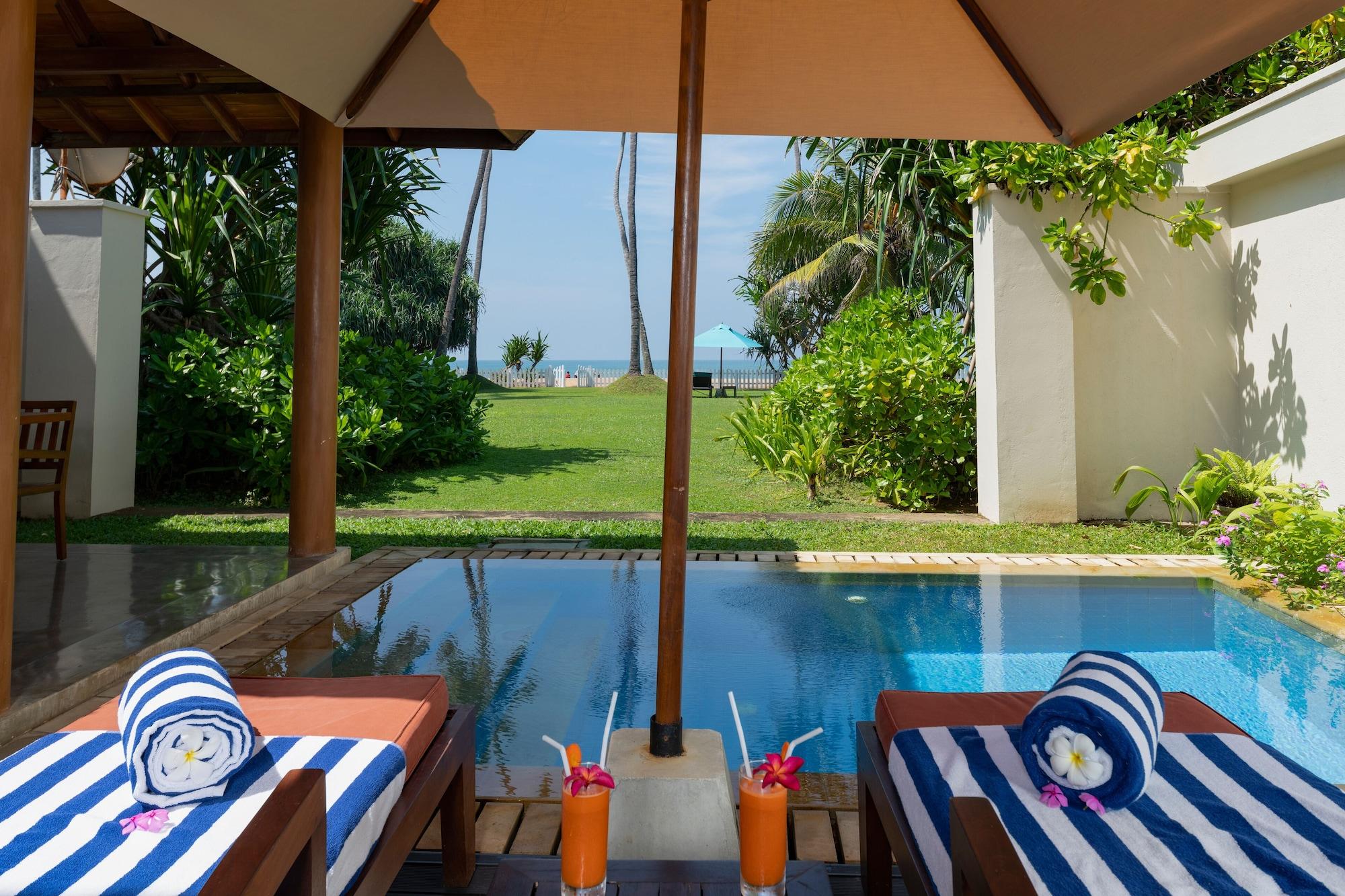 Serene Pavilions Wadduwa Exterior photo