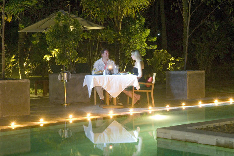 Serene Pavilions Wadduwa Restaurant photo